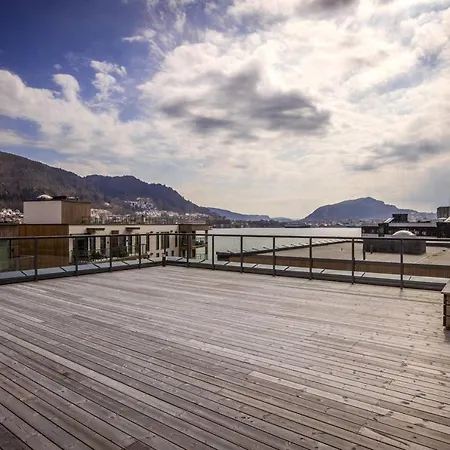 New Penthouse With Sea View In Centrum Apartment Bergen