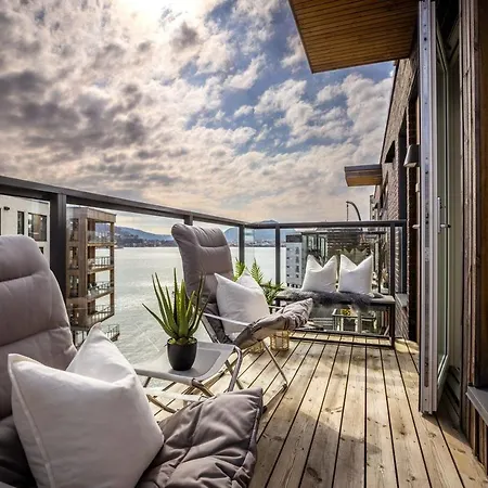 公寓 New Penthouse With Sea View In Centrum